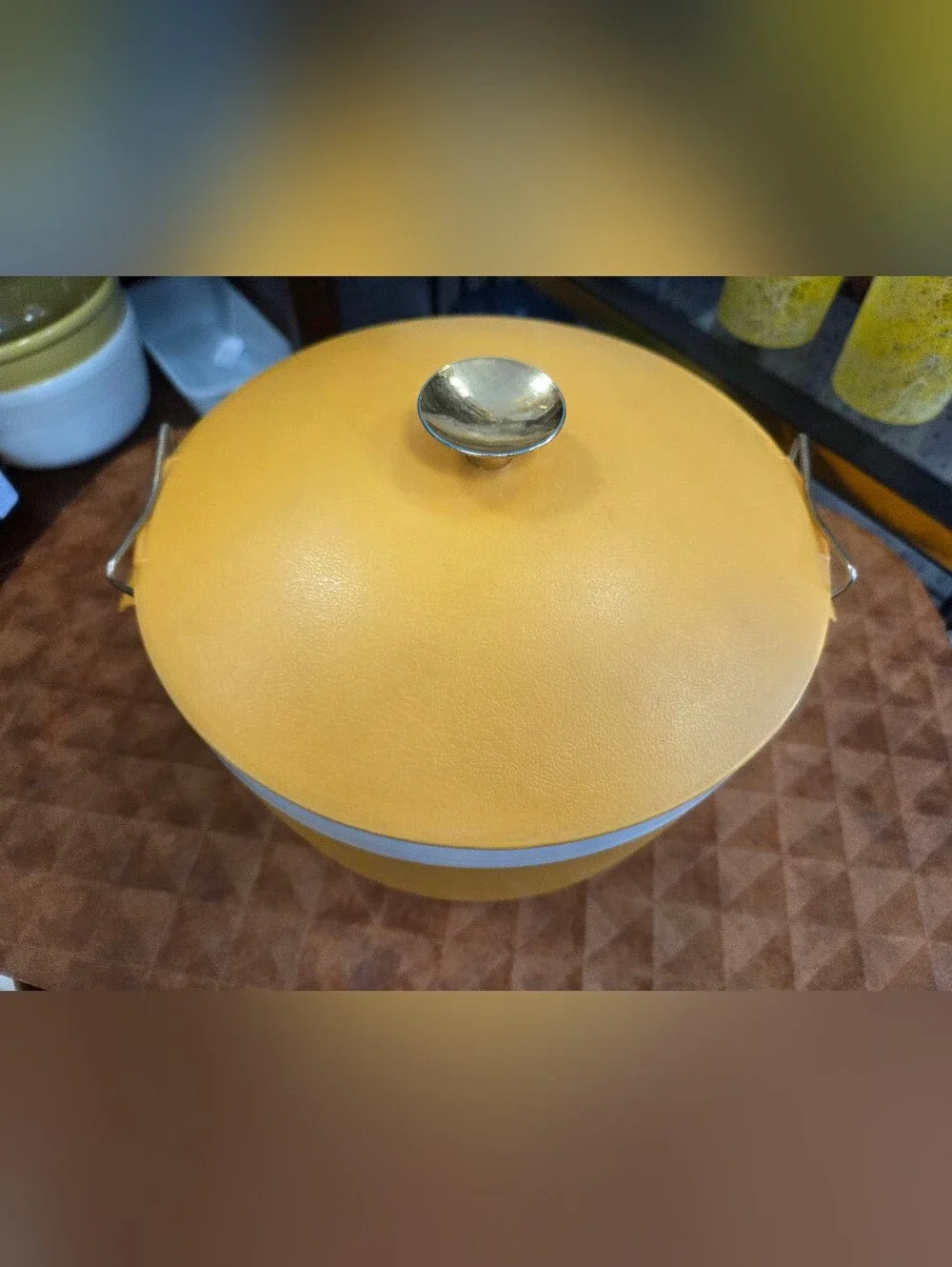 Sunfrost Therm-O-Ware Vintage Harvest Gold Container Ice Bucket w/ Locking Lid